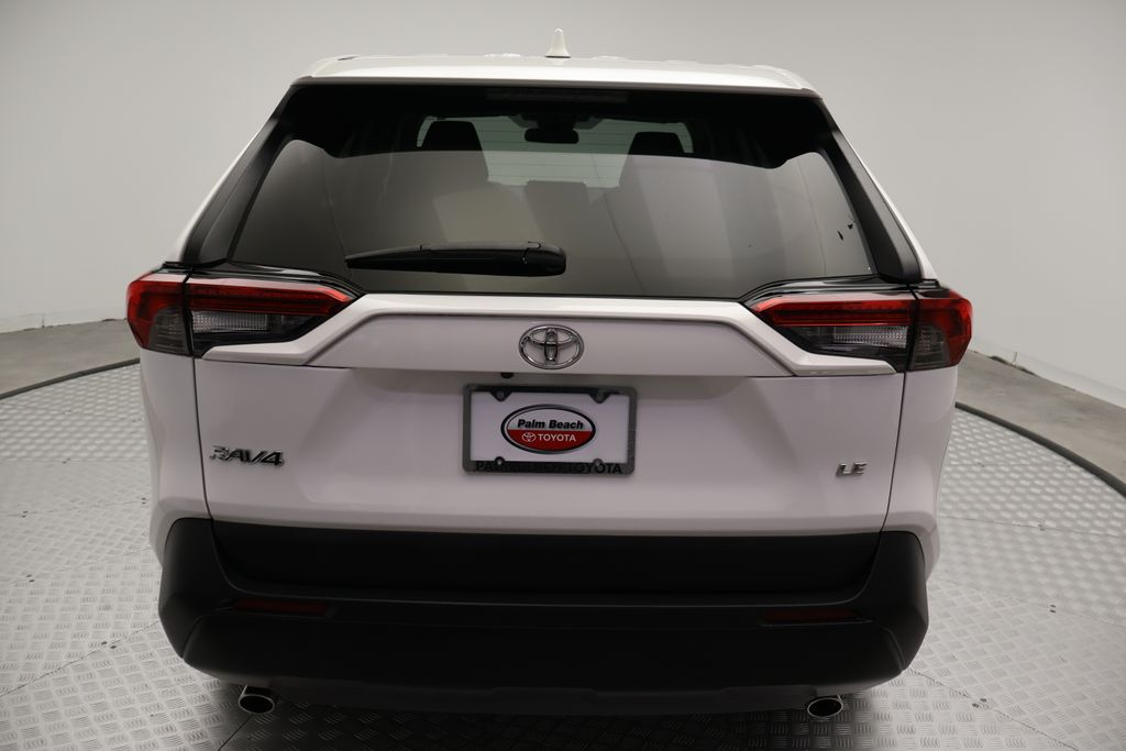 Thumbnail: 2024 Toyota RAV4 - 10