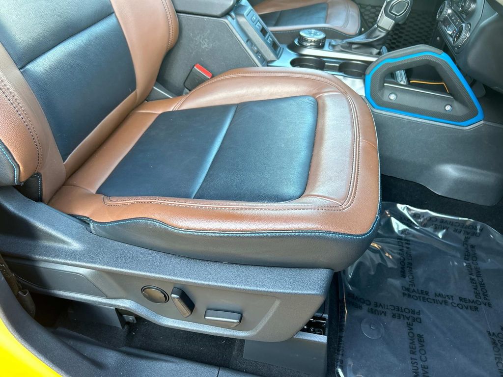 Thumbnail: 2022 Ford Bronco - 24