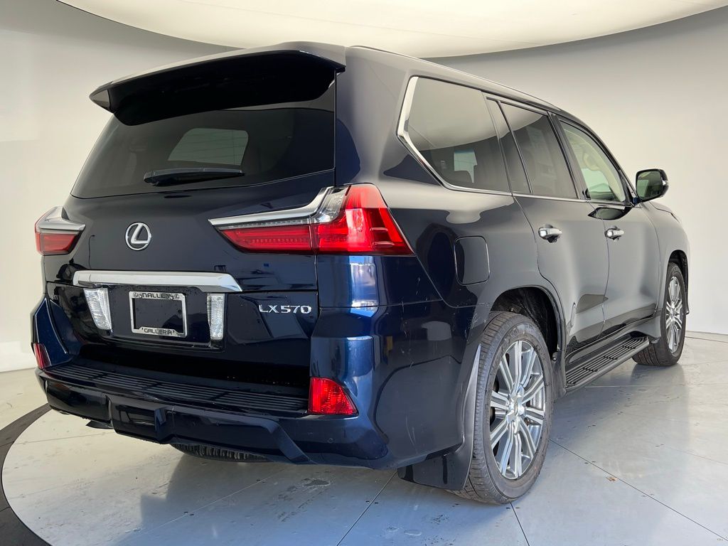 Thumbnail: 2016 Lexus LX - 30