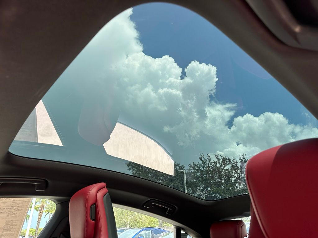 Thumbnail: 2024 Porsche Taycan - 29