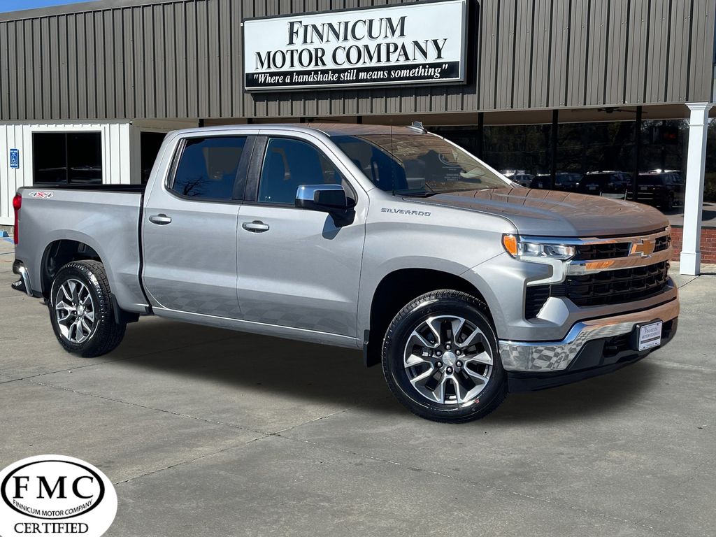 2024 Chevrolet Silverado 1500 LT Crew Cab 4WD