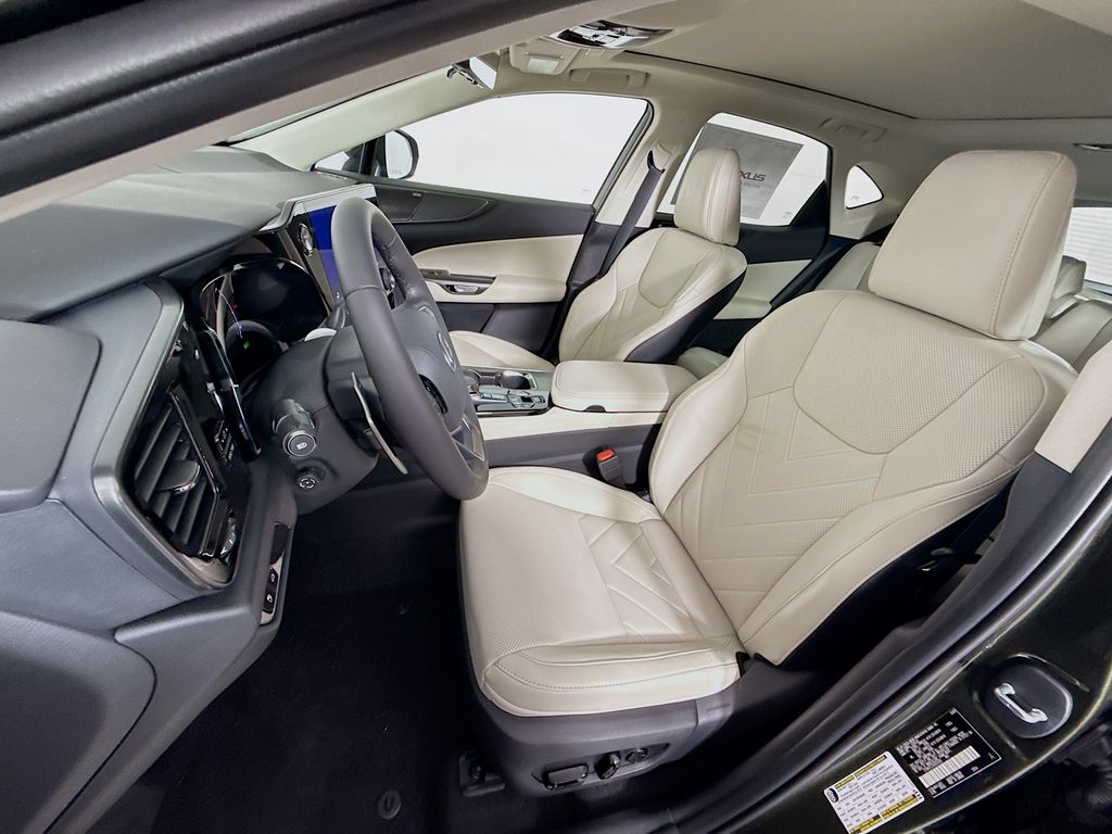 2025 Lexus NX Hybrid 350h Luxury 16