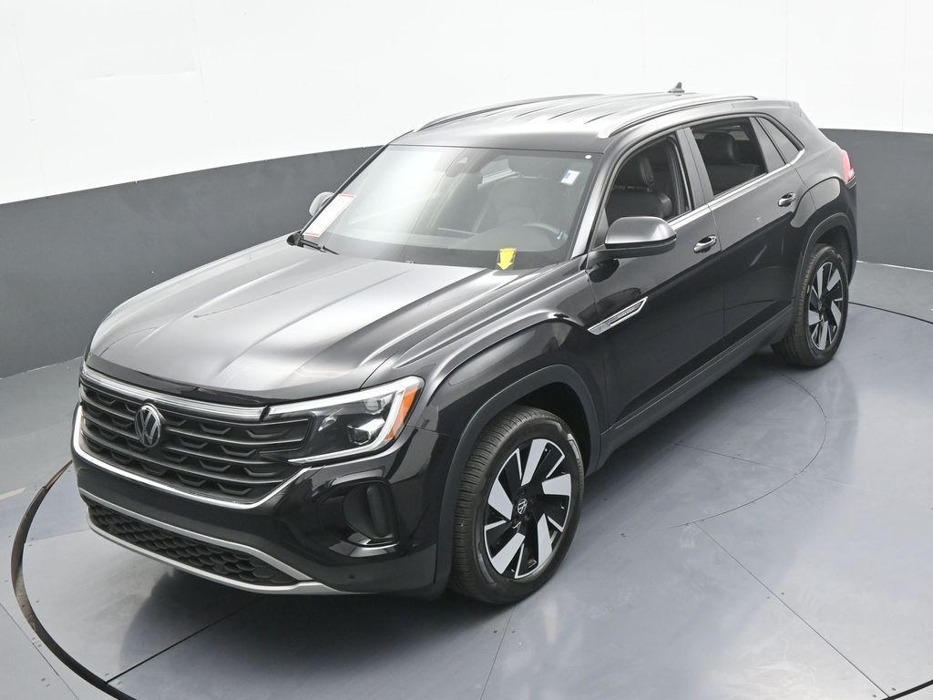 Used 2024 Deep Black Volkswagen 2.0T SE w/Technology image 45