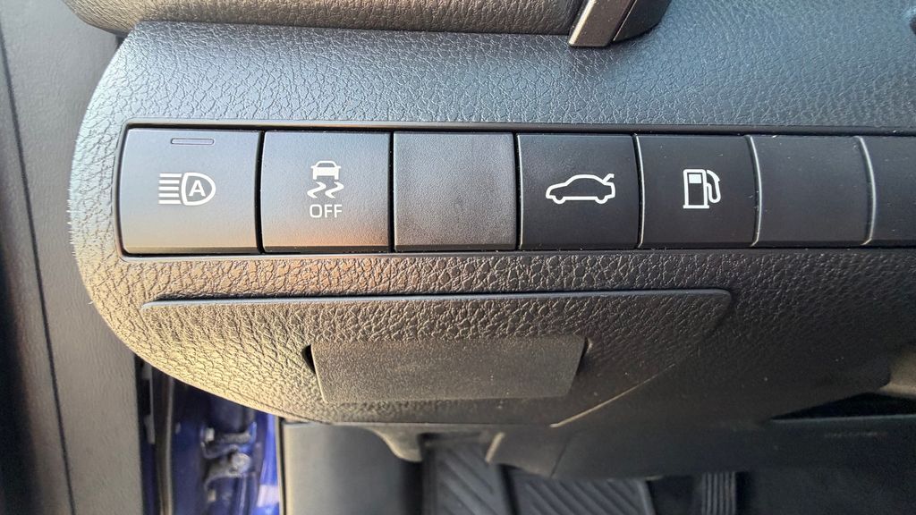 2018 Toyota Camry XLE - Photo 27