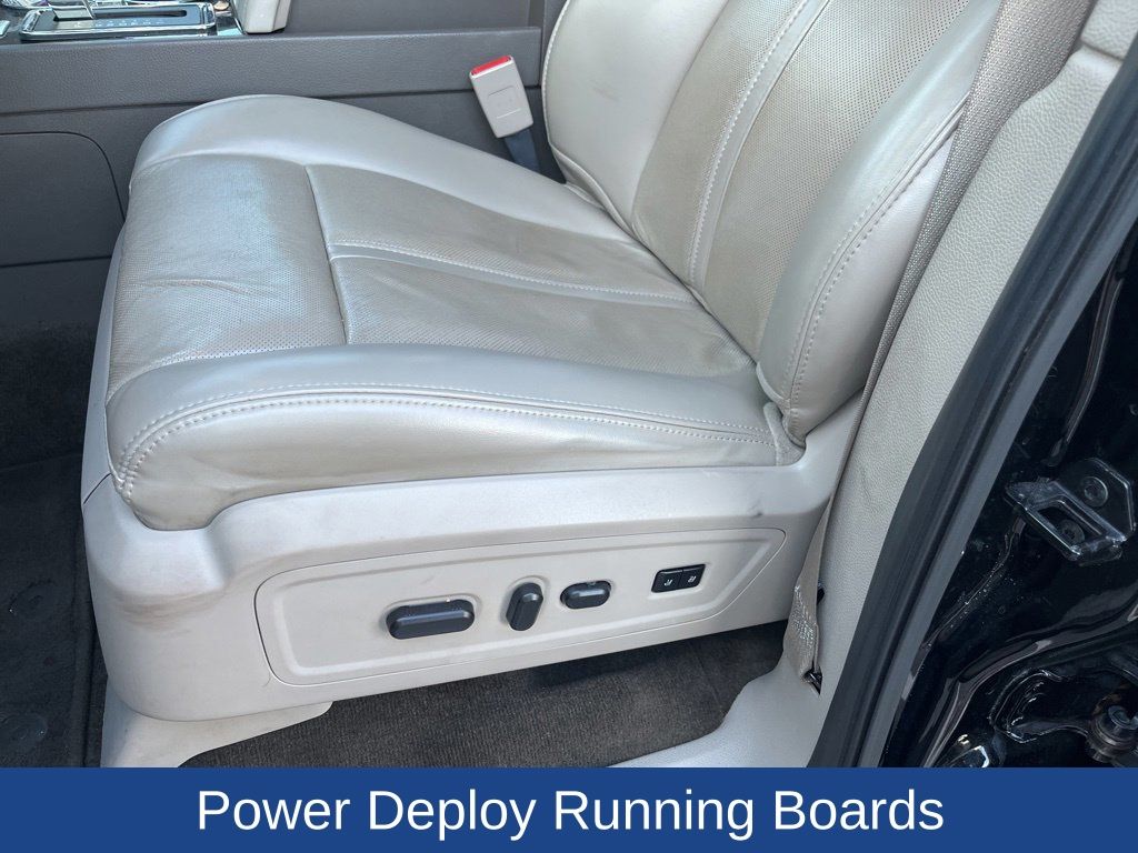 2017 Lincoln Navigator Select