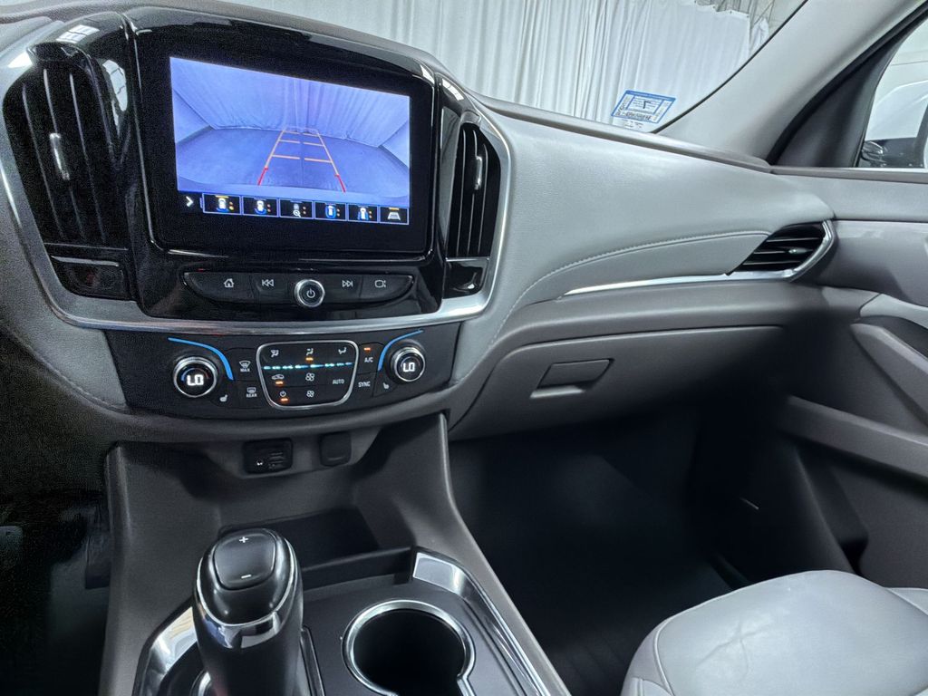 Used 2020 Chevrolet Traverse SUV