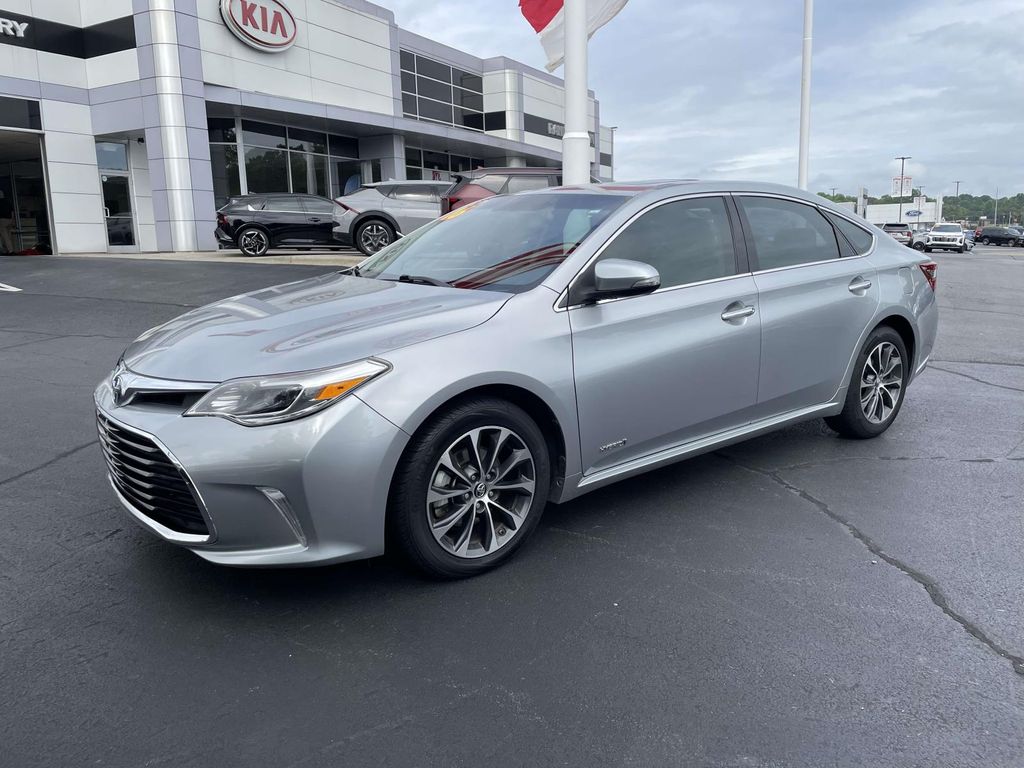 Celestial Silver Metallic 2016 Toyota Avalon Hybrid Sedan Front-Wheel Drive Continuously Variable Transmission