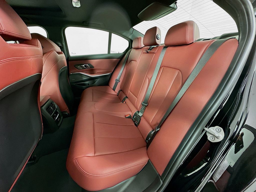 Thumbnail: 2026 BMW 3 Series - 17