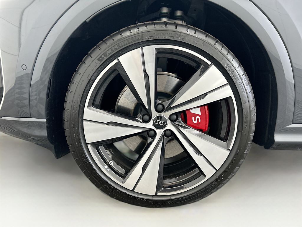 Thumbnail: 2025 Audi SQ5 - 30