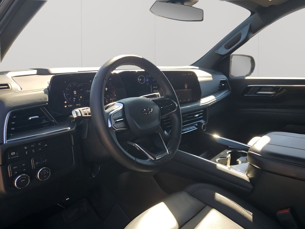 Used Car 2025 Chevrolet Suburban  Z71 For Sale Under $70,000 In Austin, Texas