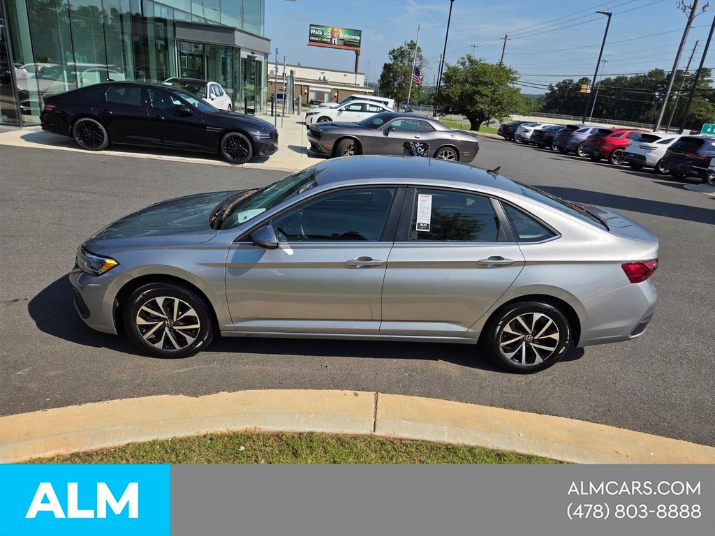 Used 2024 Silver Volkswagen 1.5T S image 3