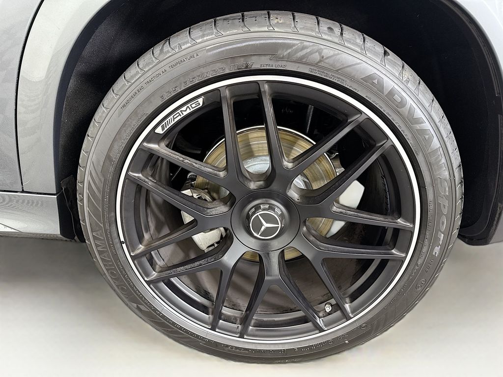 Thumbnail: 2025 Mercedes-Benz GLE - 30