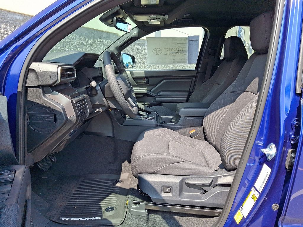 2025 Toyota Tacoma SR5 9