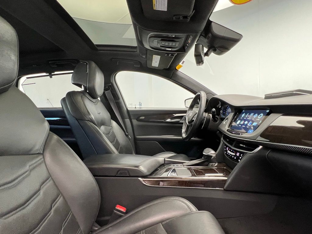 Thumbnail: 2016 Cadillac CT6 - 6