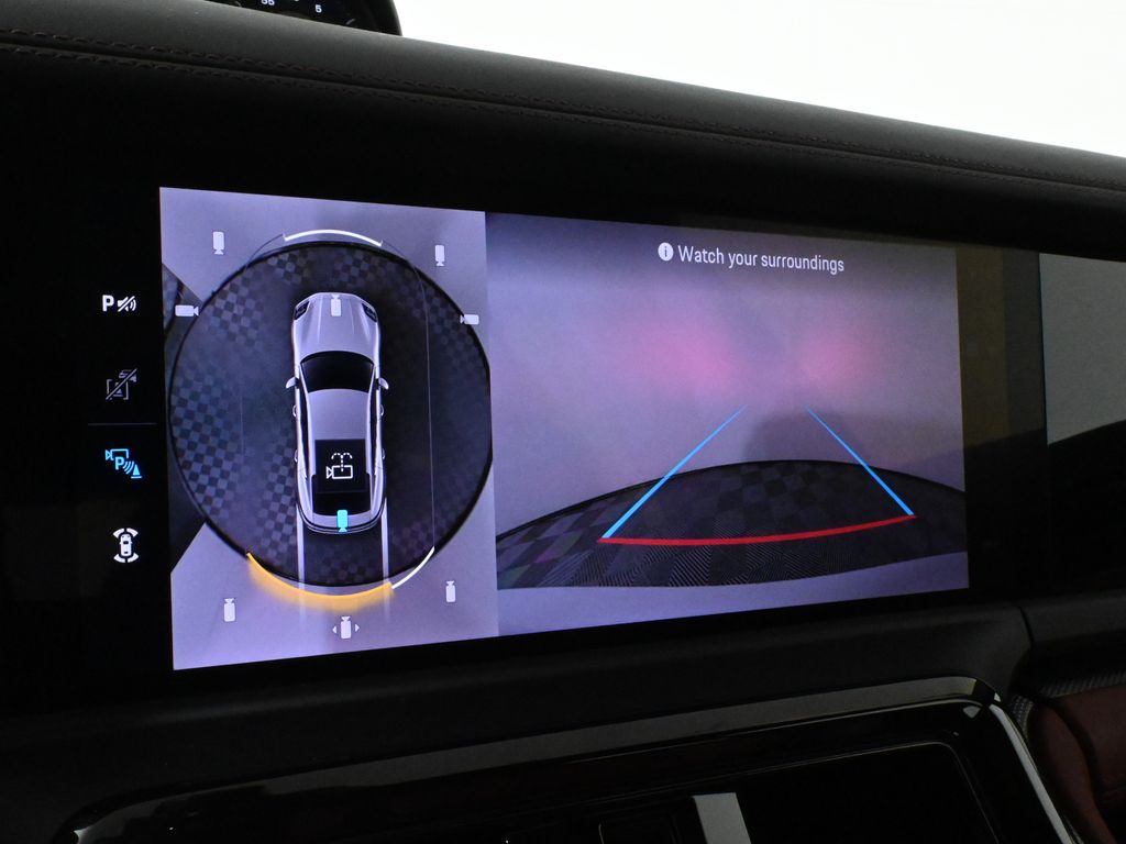 Thumbnail: 2026 Porsche Panamera - 26