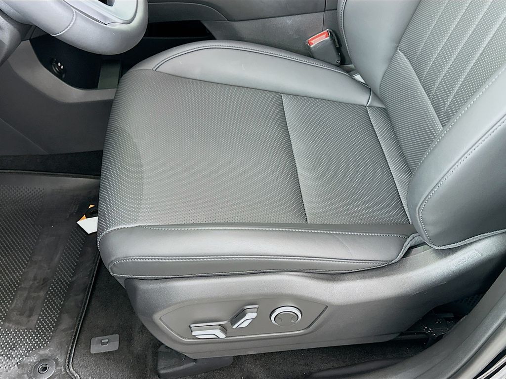 Thumbnail: 2025 Hyundai Santa Fe - 19