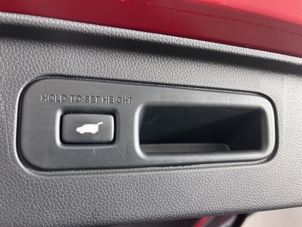 Thumbnail: 2023 Honda Pilot - 21