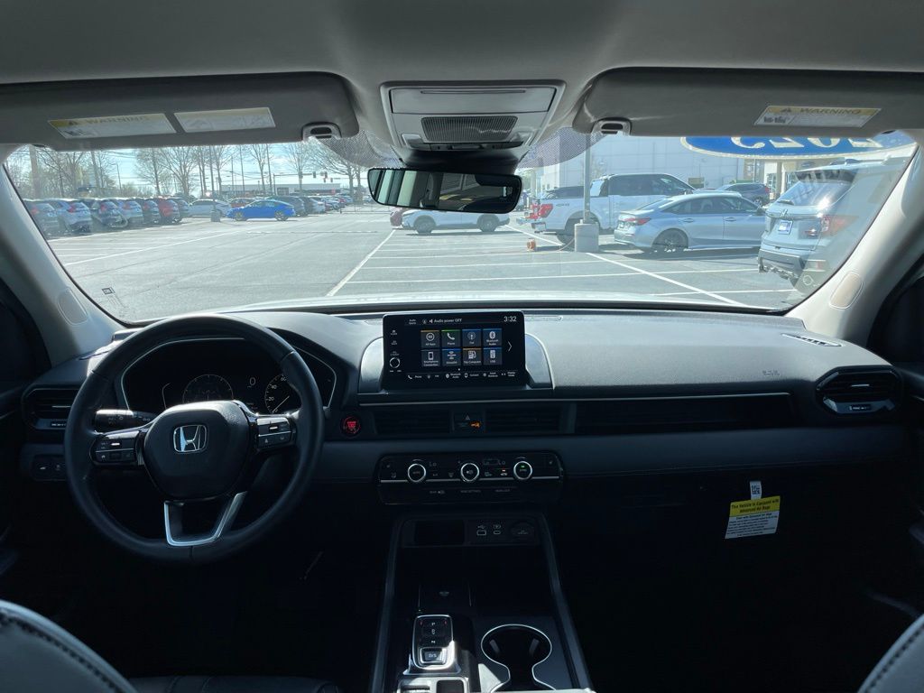 Thumbnail: 2025 Honda Pilot - 10