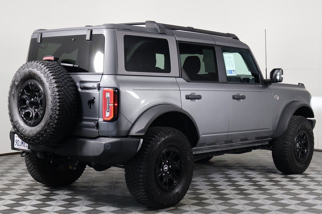 Thumbnail: 2022 Ford Bronco - 4