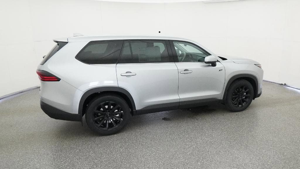 Thumbnail: 2025 Toyota Grand Highlander - 26