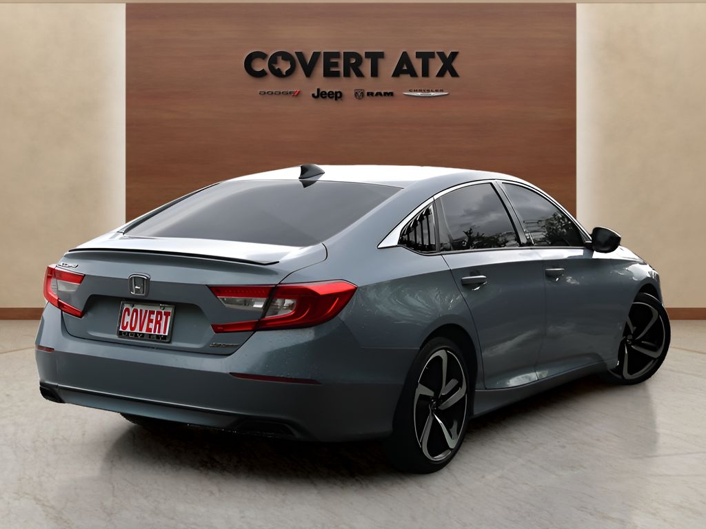 Used 2021  Honda Sport image 5