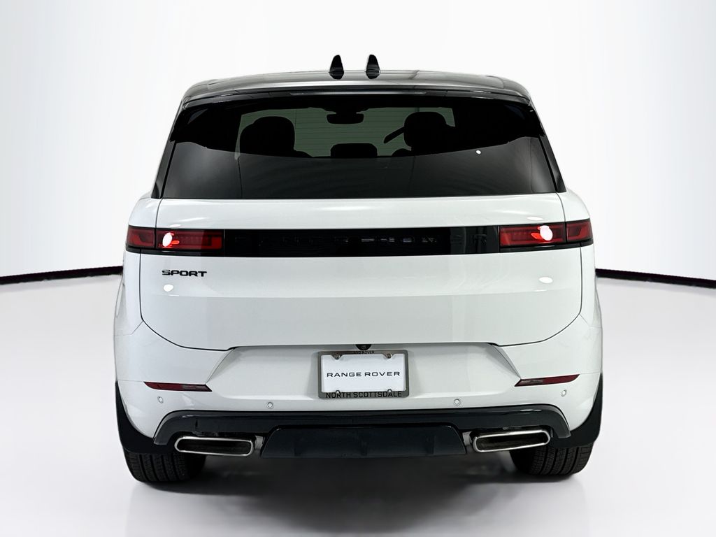 New 2026 White Land Rover Dynamic SE image 6