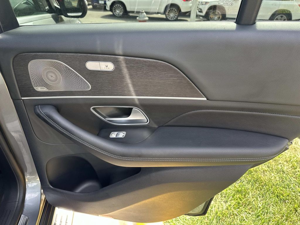 Thumbnail: 2022 Mercedes-Benz GLE - 24