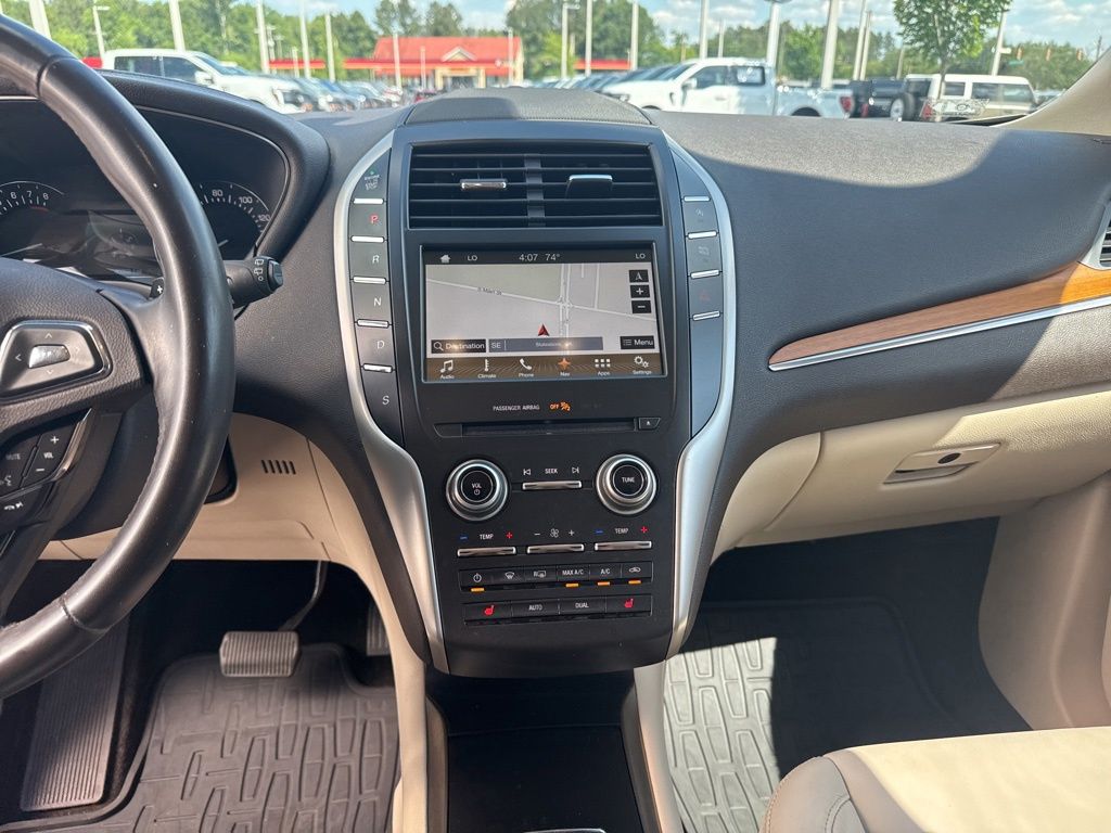 2017 Lincoln MKC Select