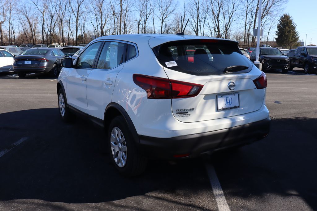 2019 Nissan Rogue Sport S 3