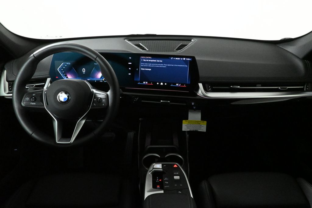 2025 BMW X1 xDrive28i 17