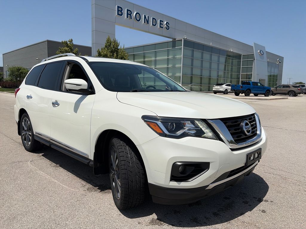 2017 Nissan Pathfinder Platinum 4WD