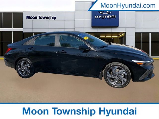 Abyss Black 2025 Hyundai Elantra Hybrid SEL Sport FWD Sedan Front-Wheel Drive 6-Speed Dual Clutch