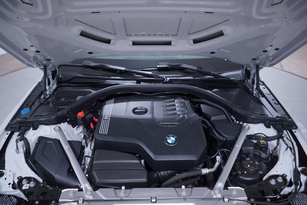 Thumbnail: 2022 BMW 4 Series - 24