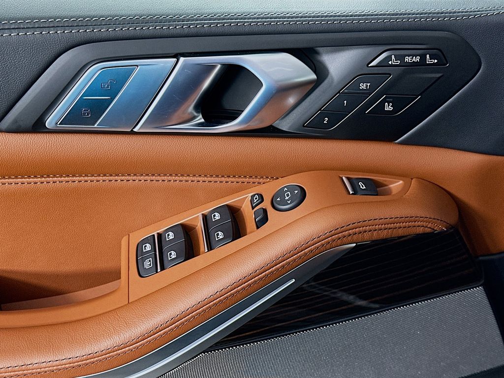 Thumbnail: 2026 BMW X7 - 20