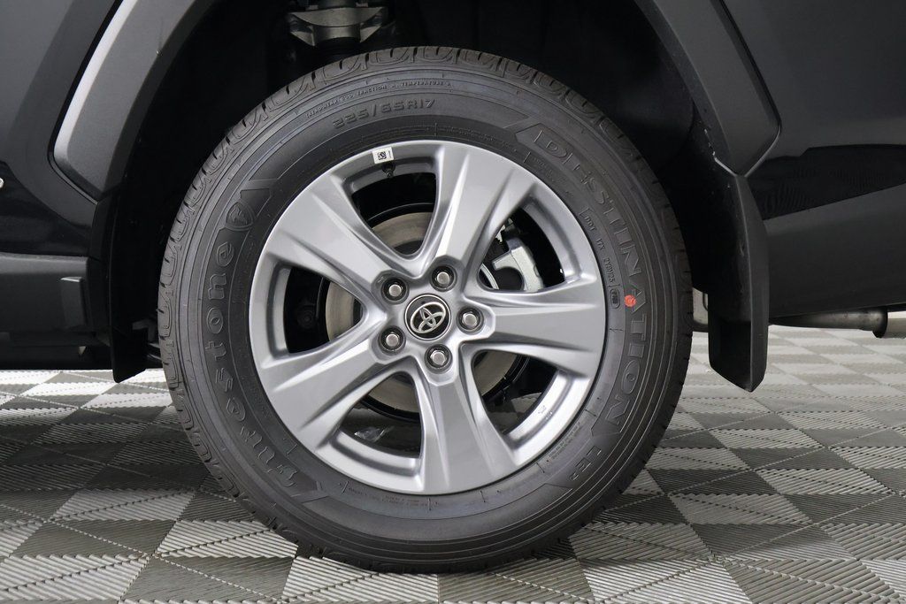 Thumbnail: 2025 Toyota RAV4 - 10