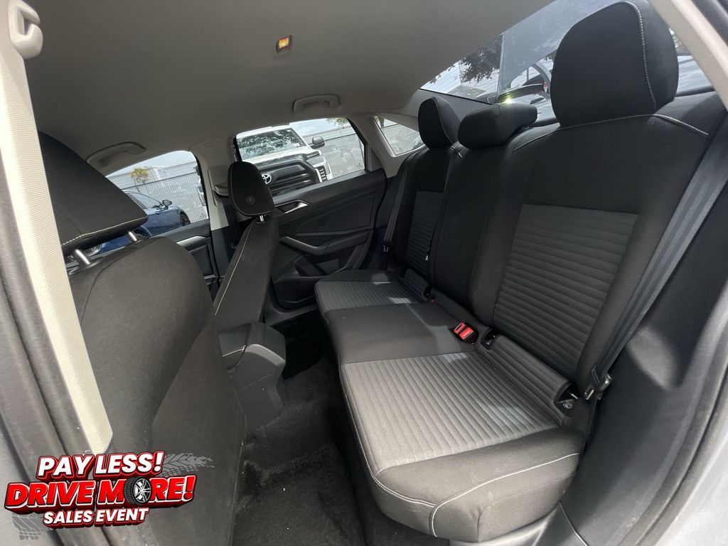 Used 2024 Volkswagen Jetta Sedan