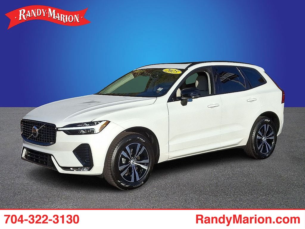 2025 Volvo XC60 B5 Core Dark Theme AWD