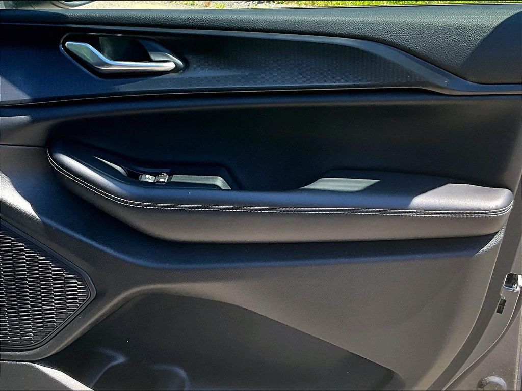 2023 Jeep Grand Cherokee L — photo 12