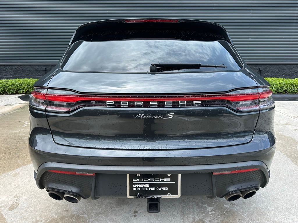 Thumbnail: 2023 Porsche Macan - 12