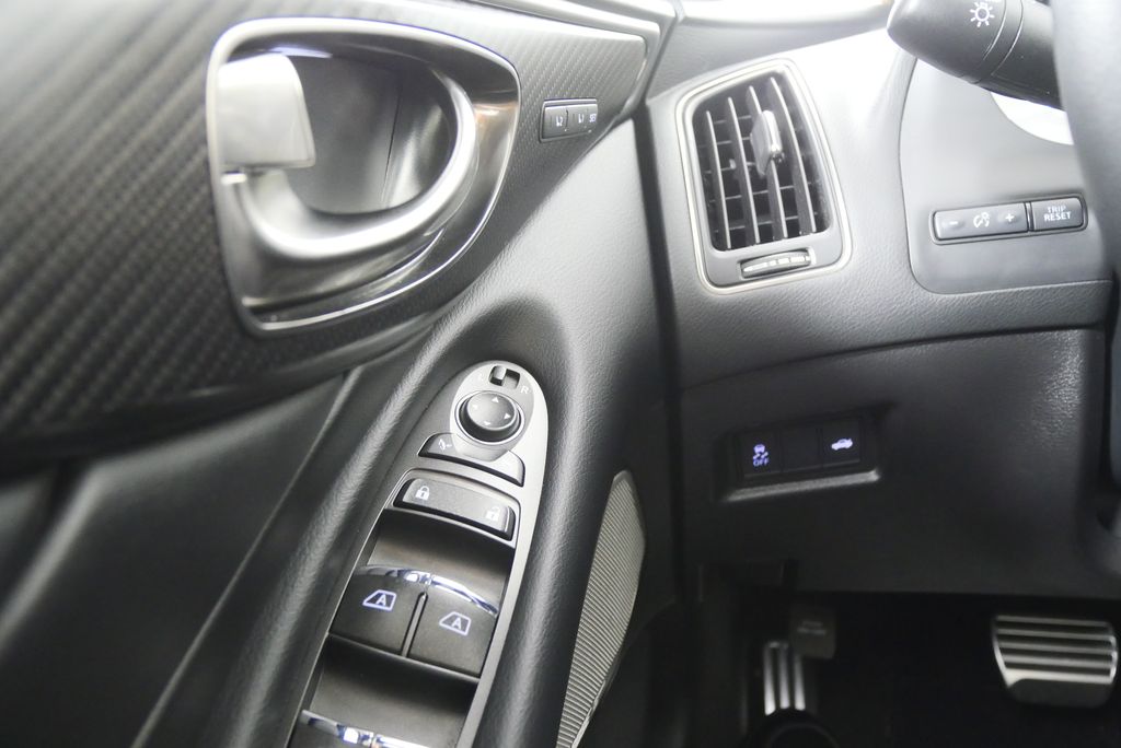 Thumbnail: 2022 INFINITI  - 21