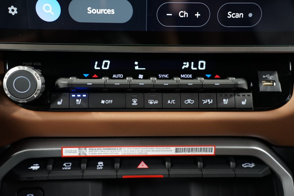Thumbnail: 2025 Toyota Tundra - 22