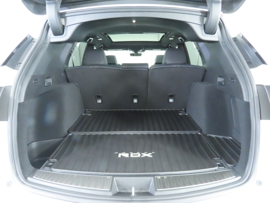 Thumbnail: 2026 Acura RDX - 30