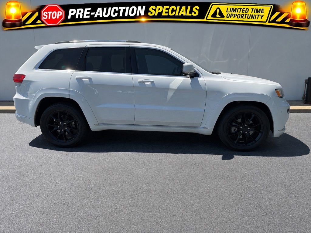 2016 Jeep Grand Cherokee Summit's photo