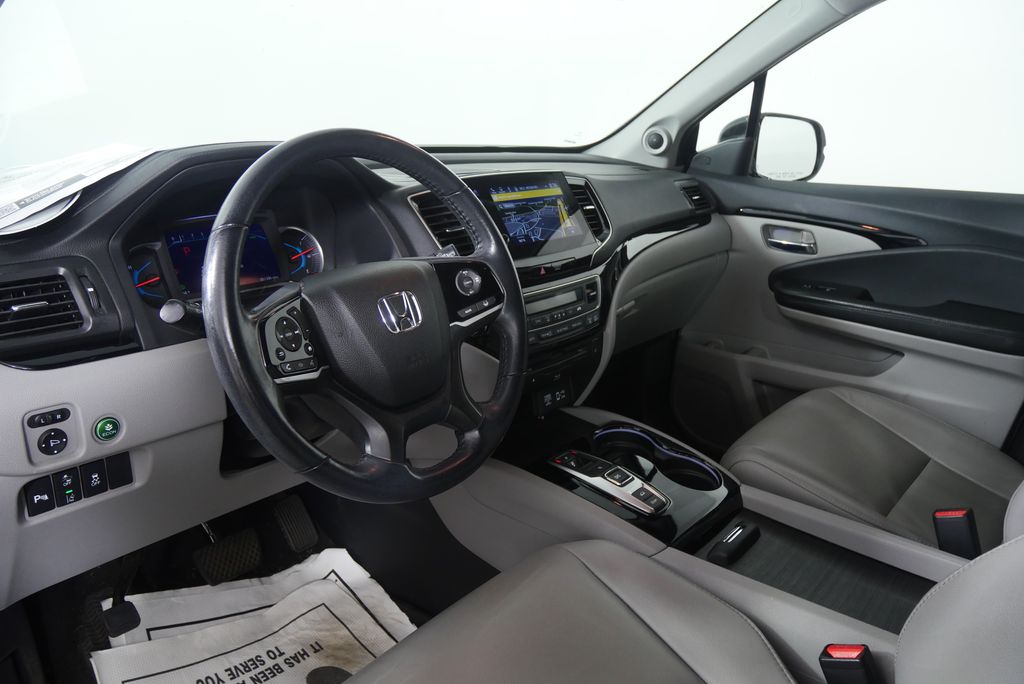 Thumbnail: 2022 Honda Pilot - 12