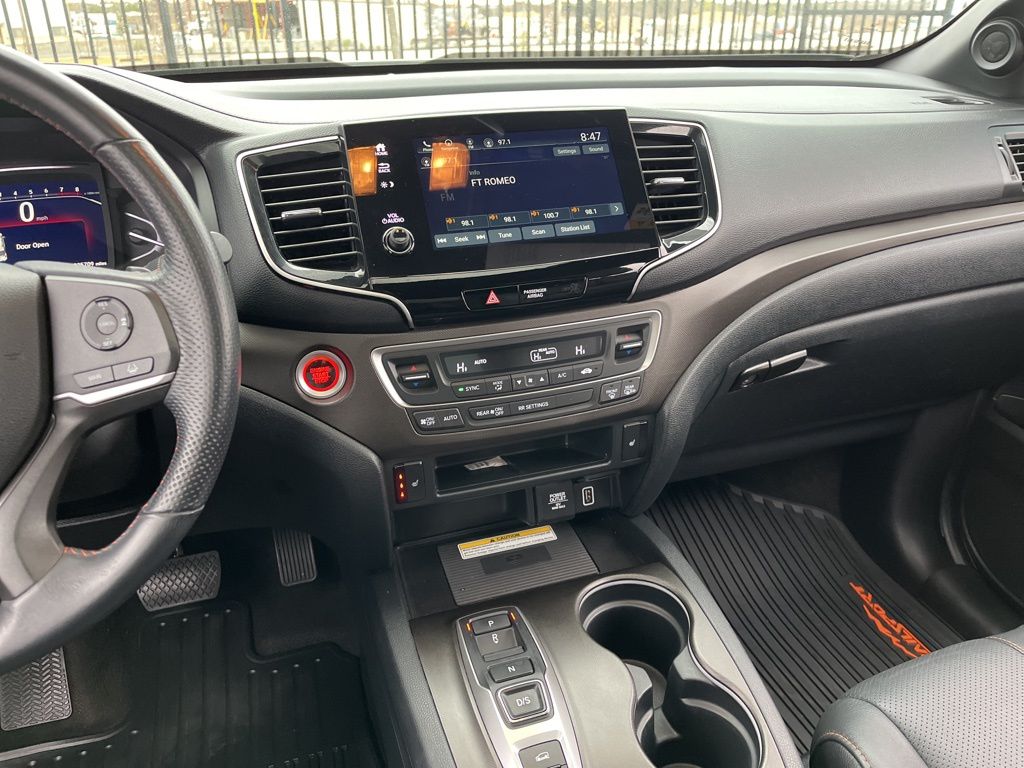 Thumbnail: 2023 Honda Passport - 18