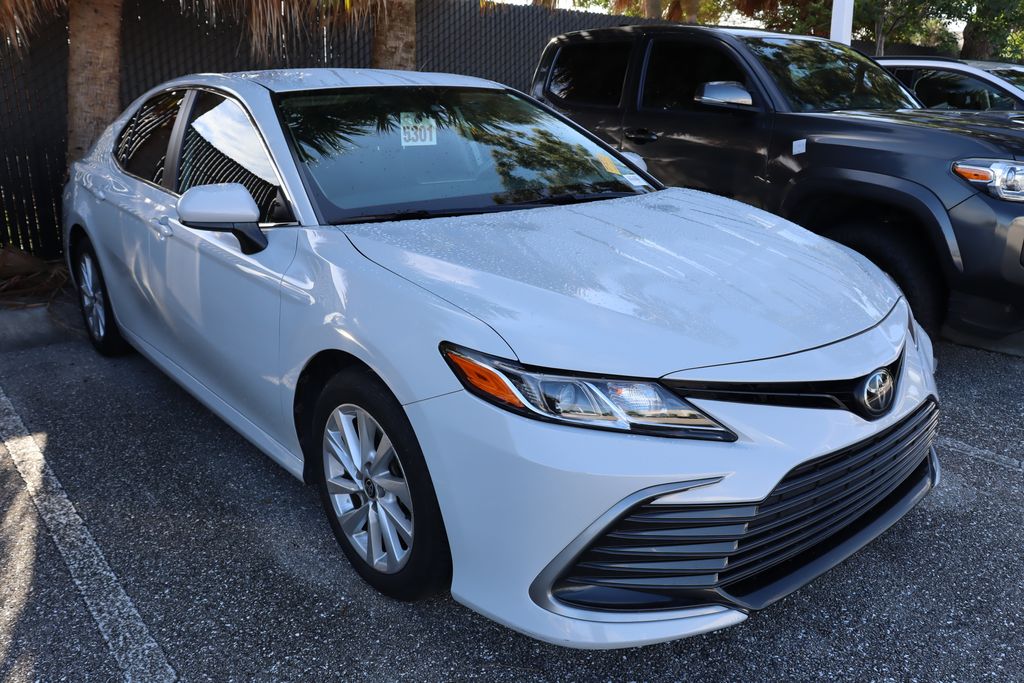 Thumbnail: 2023 Toyota Camry - 6