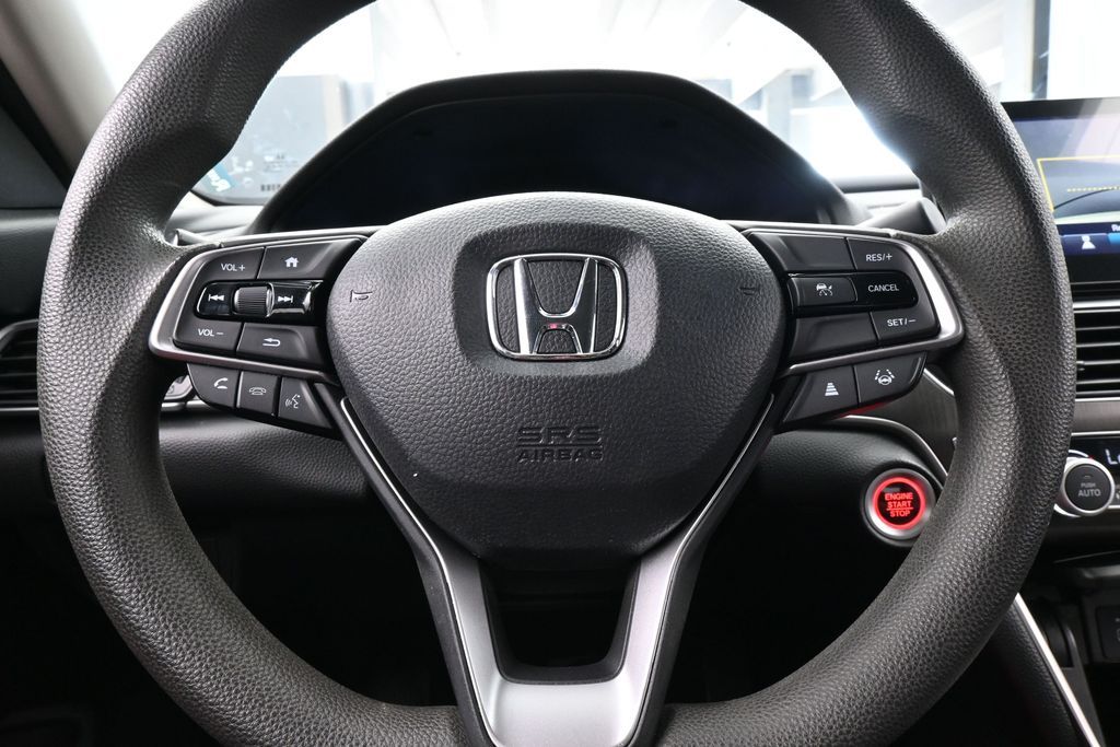 Used 2021 White Honda LX image 26