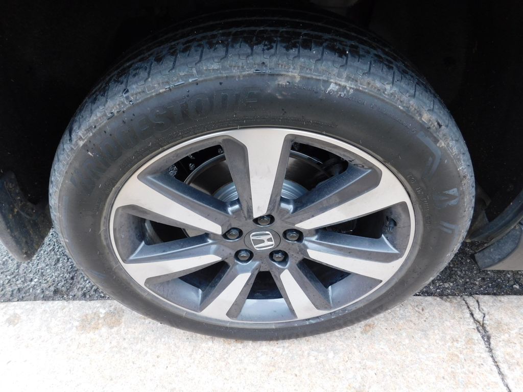 Thumbnail: 2024 Honda Pilot - 8