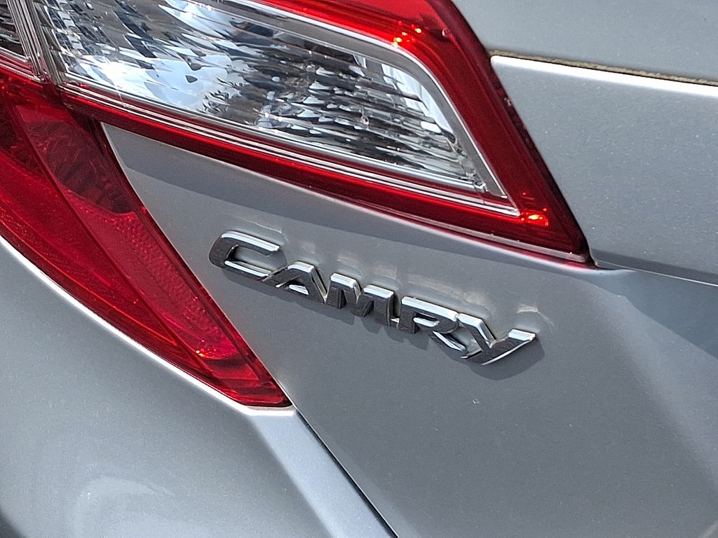 2012 Toyota Camry LE 30