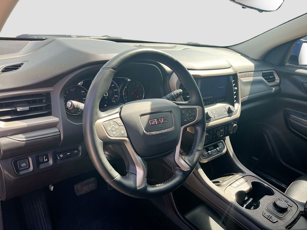 Used 2023 Blue GMC Denali image 9